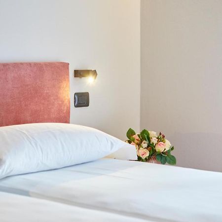 Residenza Ai Ferrari Apartman Riva del Garda Kültér fotó